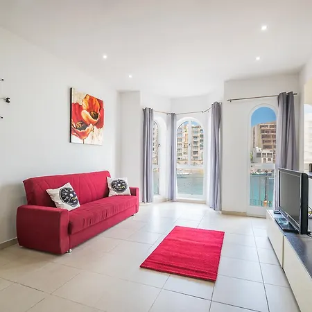 Apartman Modern Seafront With Patio *